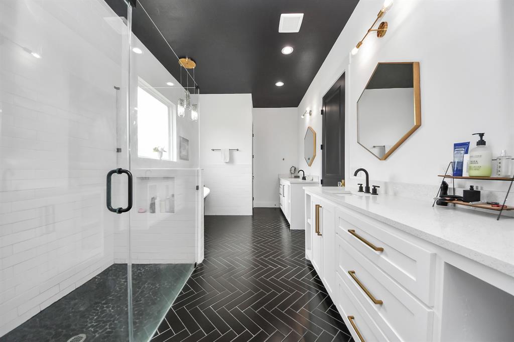 558 Road 662, Dayton, Texas image 20