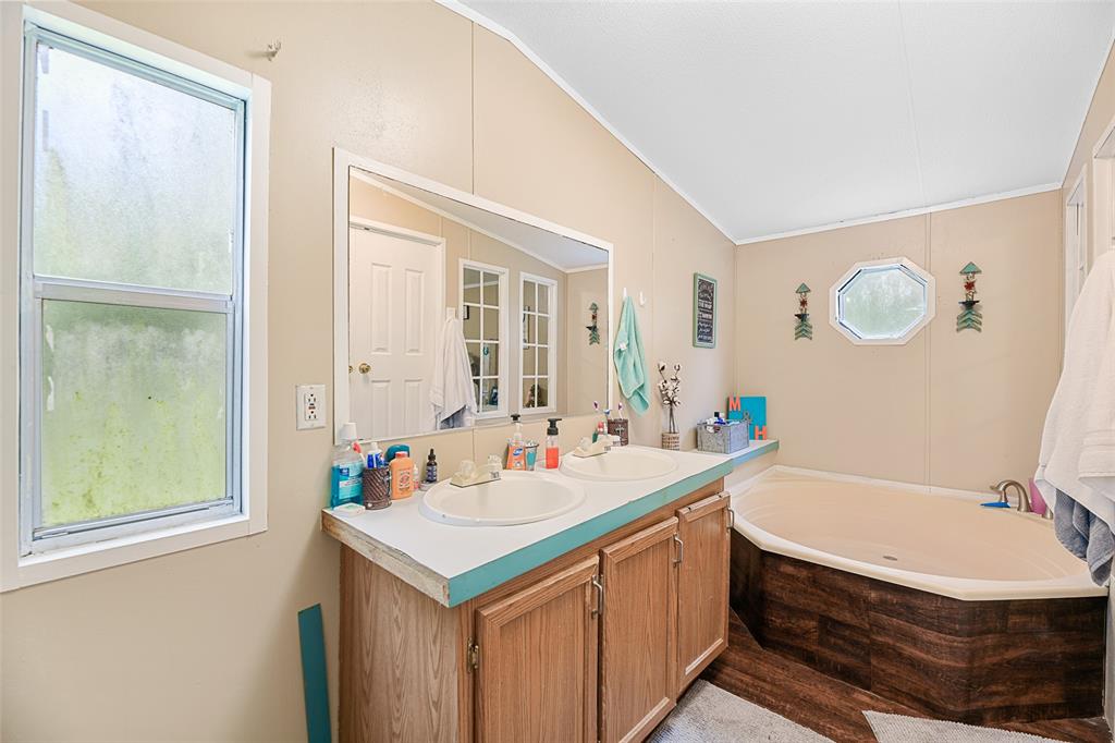 18388 Cooper Road, Conroe, Texas image 24
