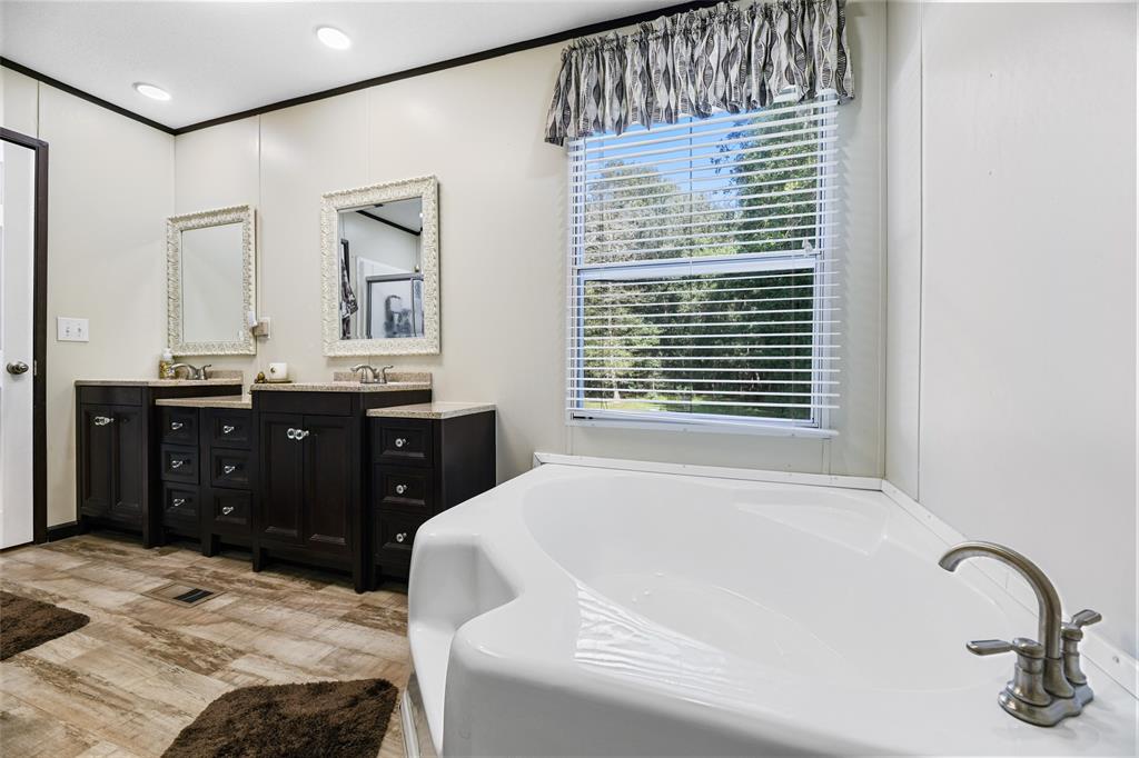 18388 Cooper Road, Conroe, Texas image 14
