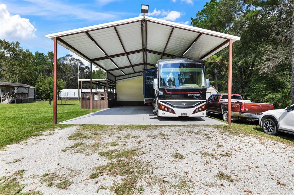 18388 Cooper Road, Conroe, Texas image 2