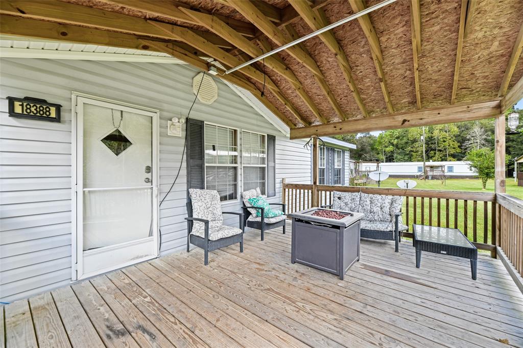 18388 Cooper Road, Conroe, Texas image 32