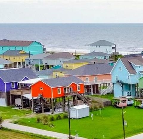 A home in Crystal Beach