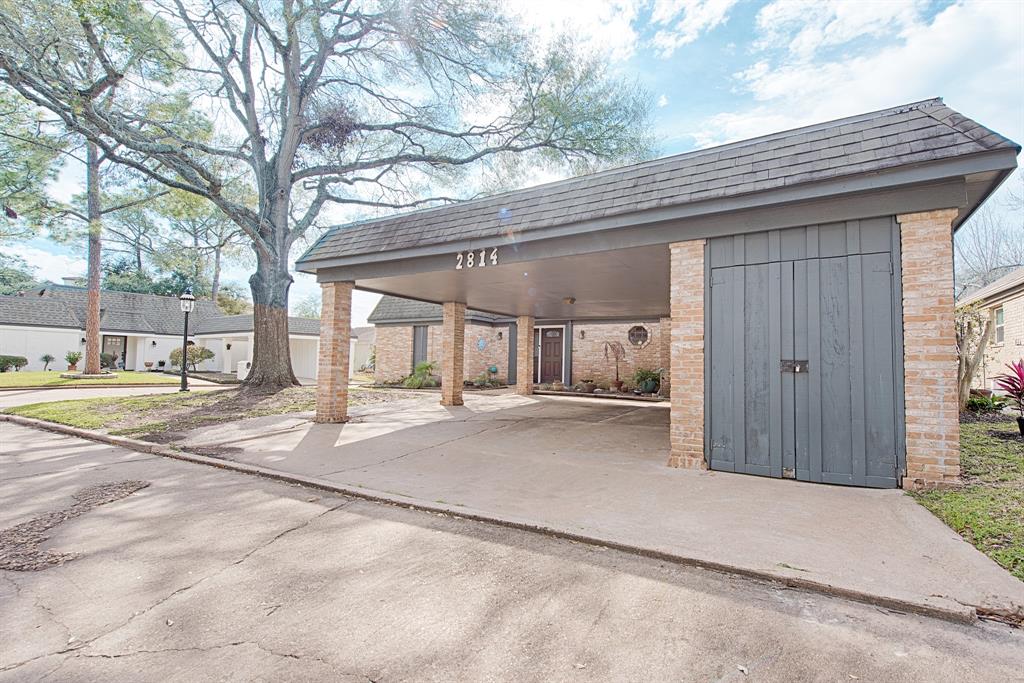 2814 Olympia Drive, Missouri City, Texas image 2