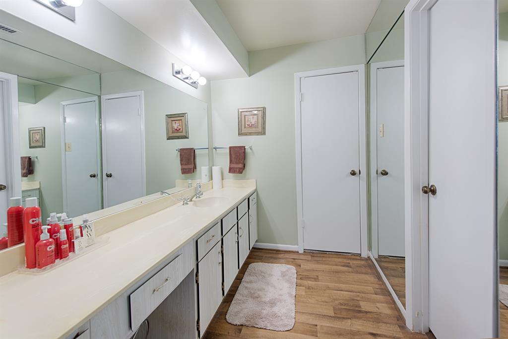 2814 Olympia Drive, Missouri City, Texas image 17