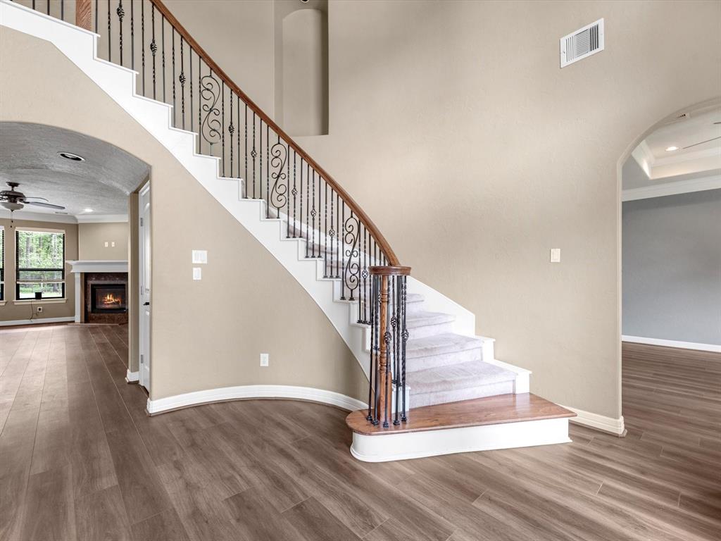 610 Commons Lakeview Drive, Huffman, Texas image 8