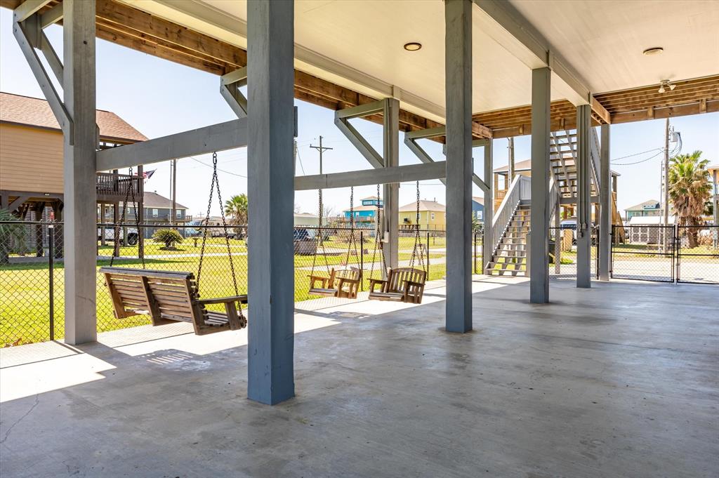 898 Sandollar, Crystal Beach, Texas image 31