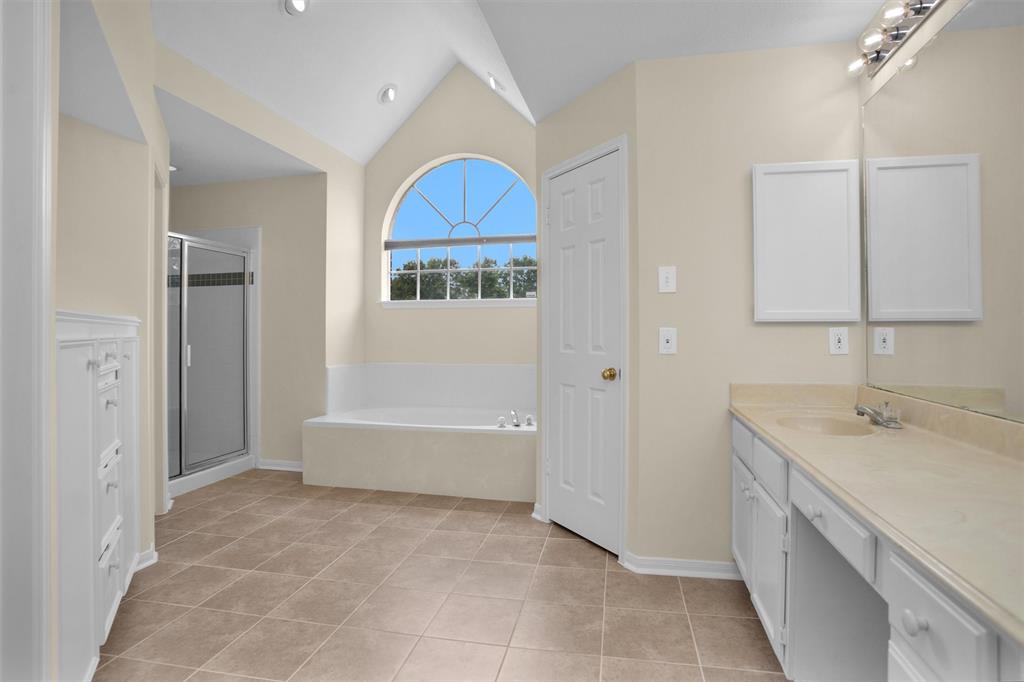 12531 Hammersmith Drive, Tomball, Texas image 19