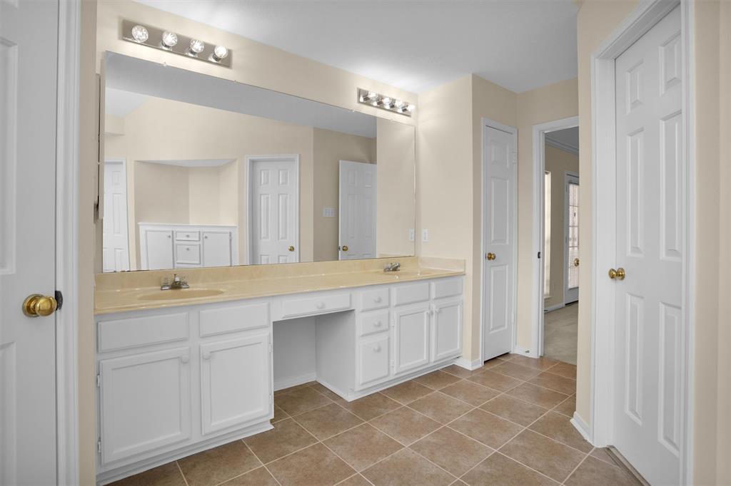12531 Hammersmith Drive, Tomball, Texas image 22