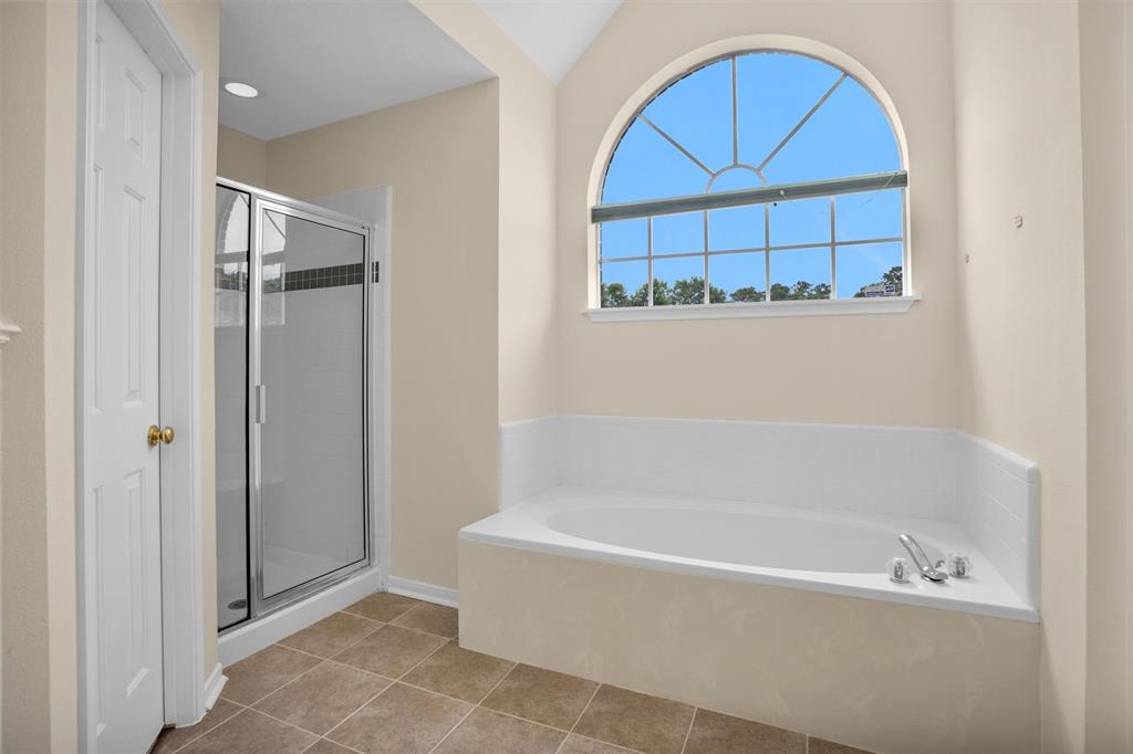 12531 Hammersmith Drive, Tomball, Texas image 21