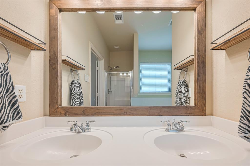 723 Hinsdale, Magnolia, Texas image 38