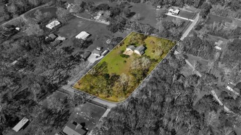 A home in New Caney