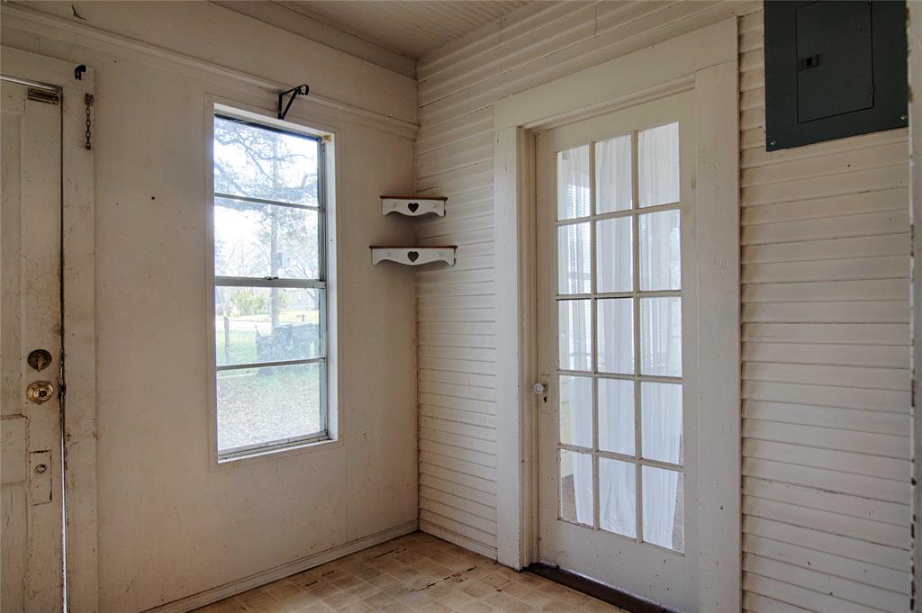 106 Lay Street, Hallettsville, Texas image 22