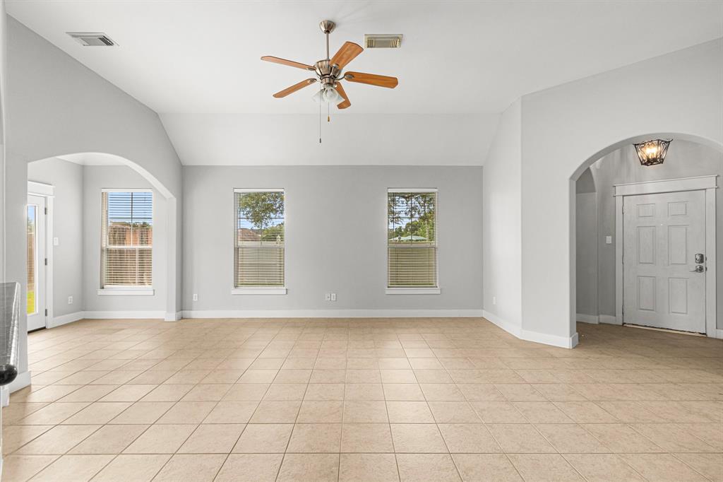 2800 Seaside Drive, Seabrook, Texas image 5