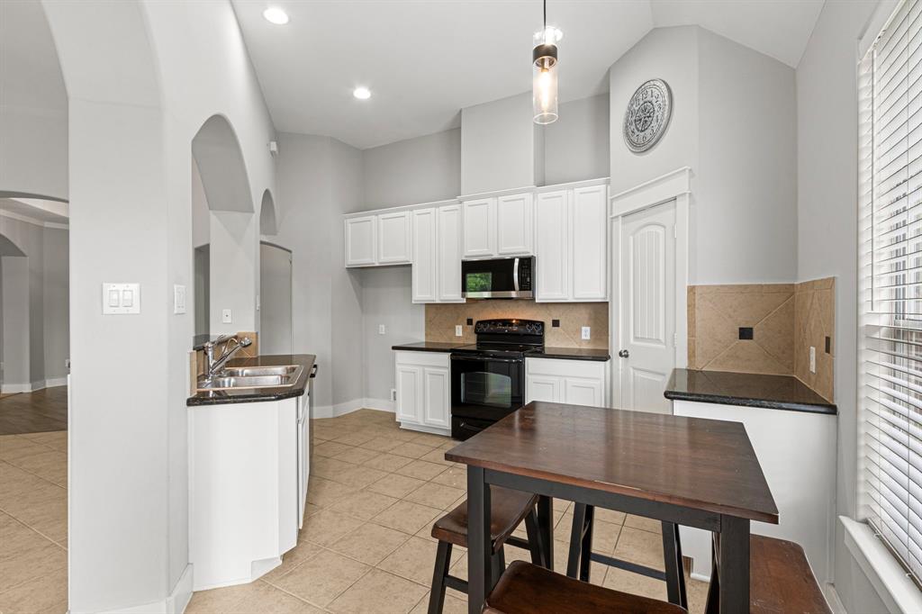 2800 Seaside Drive, Seabrook, Texas image 8