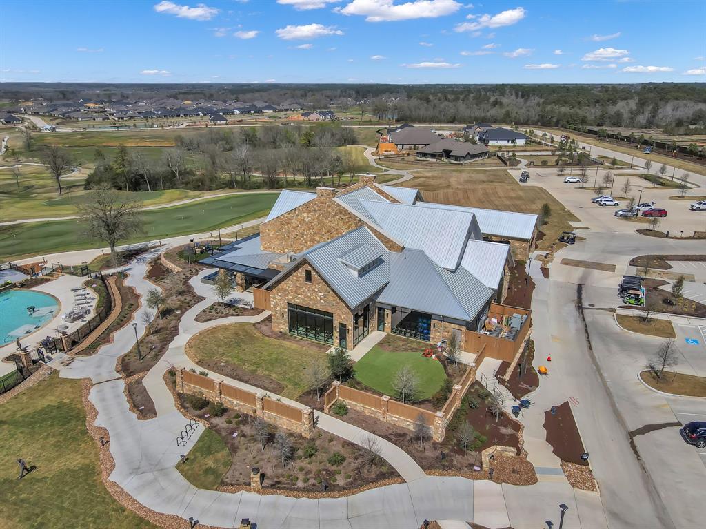 9727 Rockwell Drive, Willis, Texas image 40
