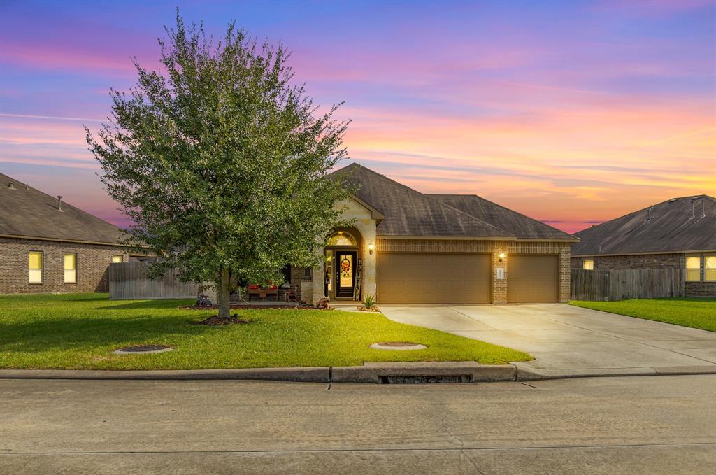 18822 Deer Trace Drive, Crosby, Texas image 1