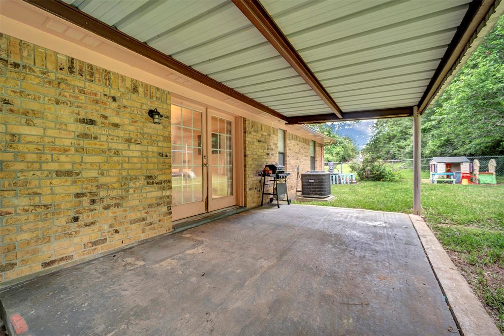690 Lakeview Drive Loop, Coldspring, Texas image 36
