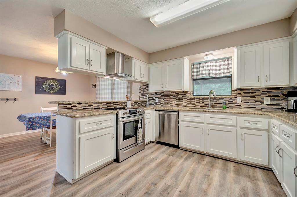 690 Lakeview Drive Loop, Coldspring, Texas image 12