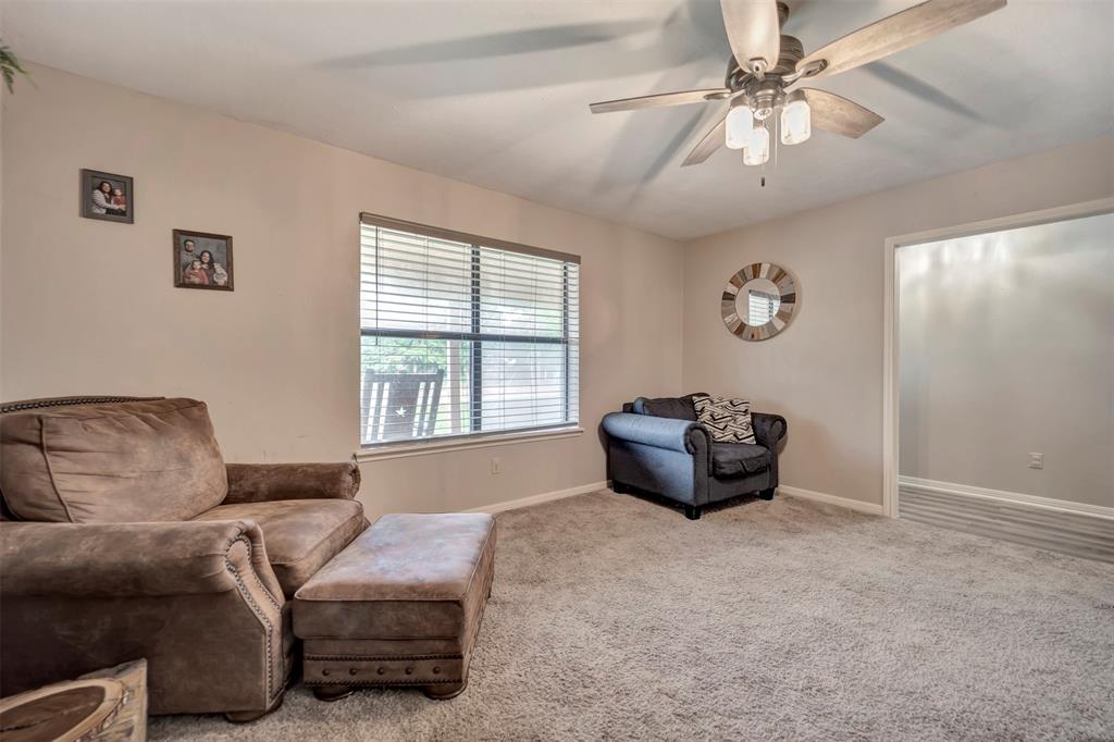 690 Lakeview Drive Loop, Coldspring, Texas image 9