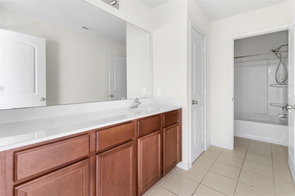 11002 Hillside Creek Drive, Humble, Texas image 17