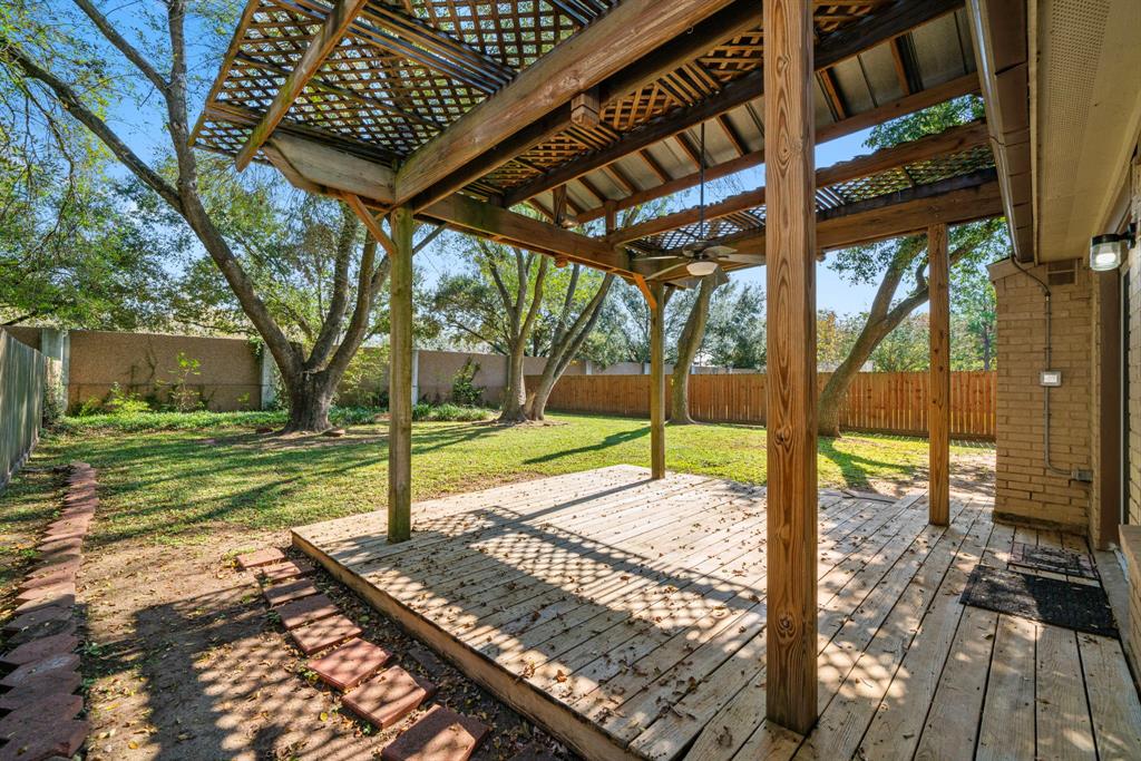 1514 Ashwood Drive, Sugar Land, Texas image 24