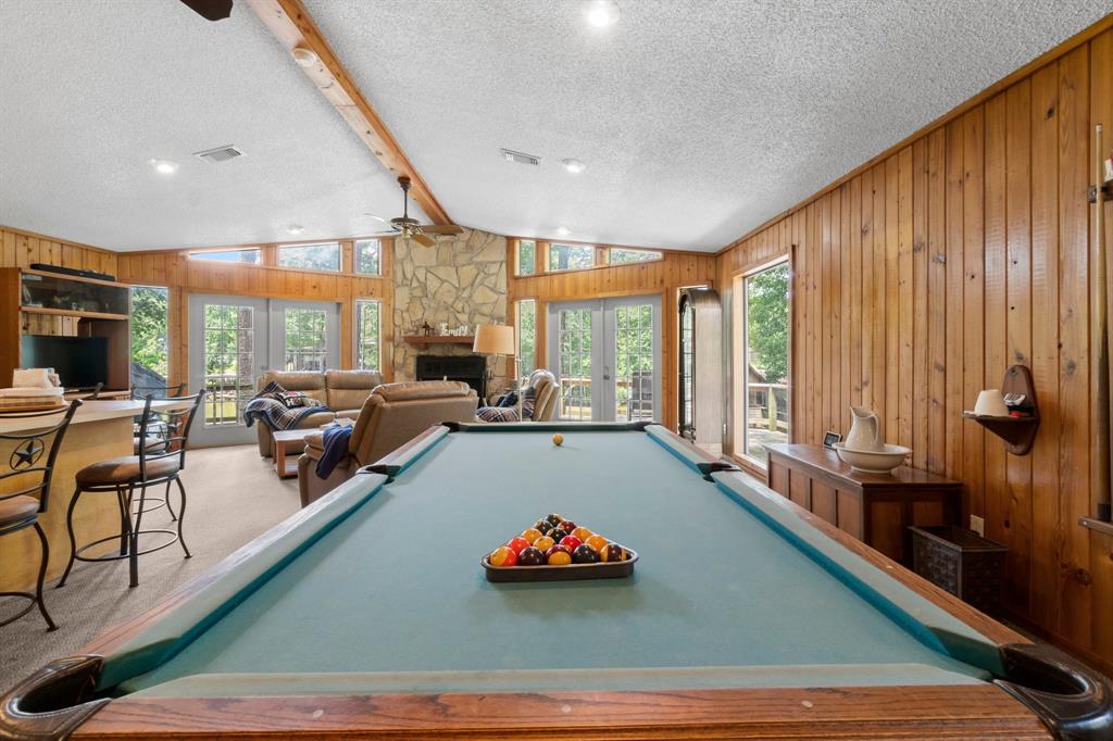 31 N Lakeview Drive