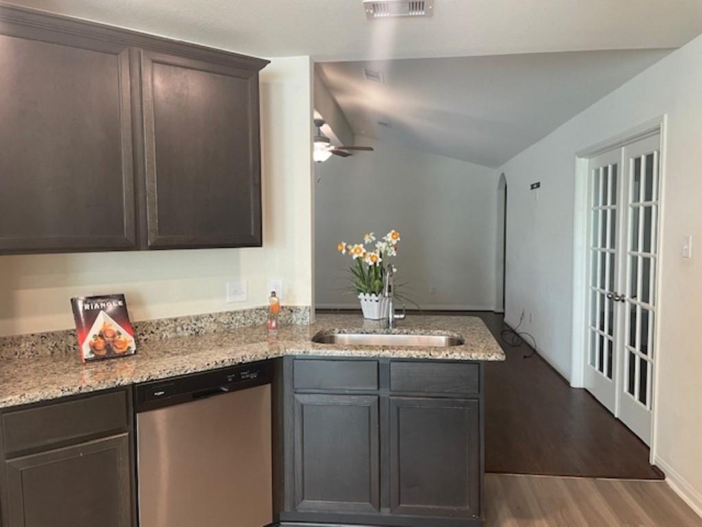 328 Spanish Stone Drive, Katy, Texas image 3