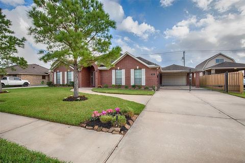 A home in League City