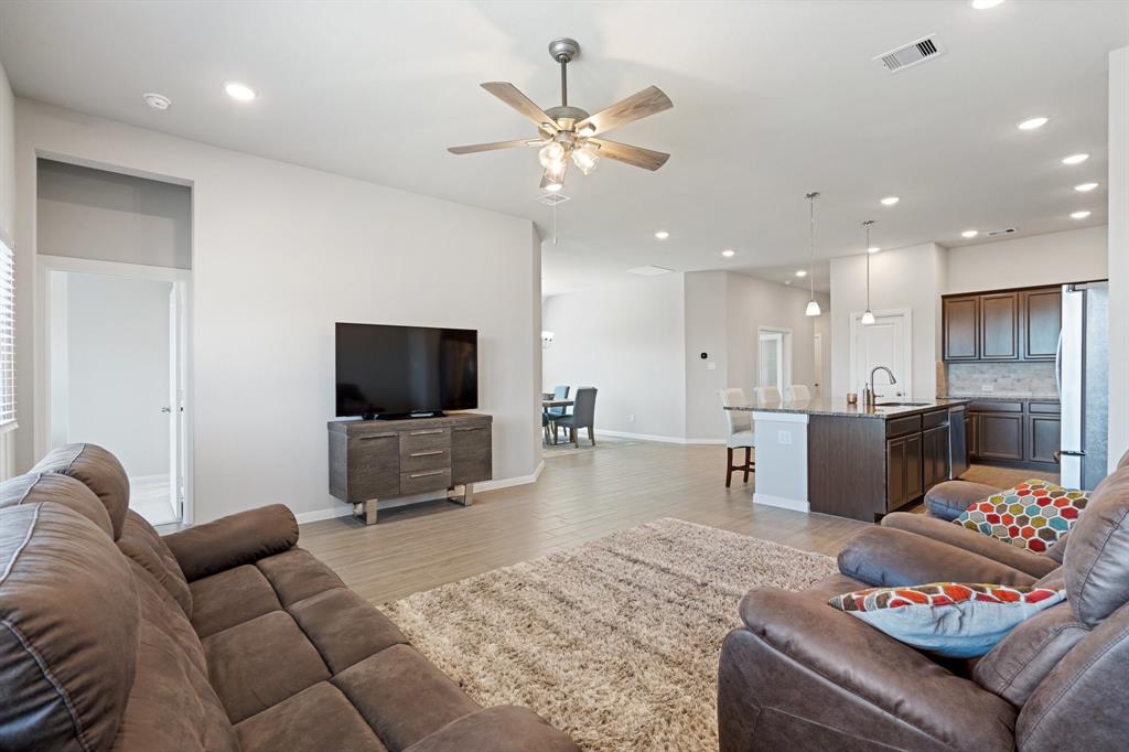 30839 Boxwood Drive, Fulshear, Texas image 18