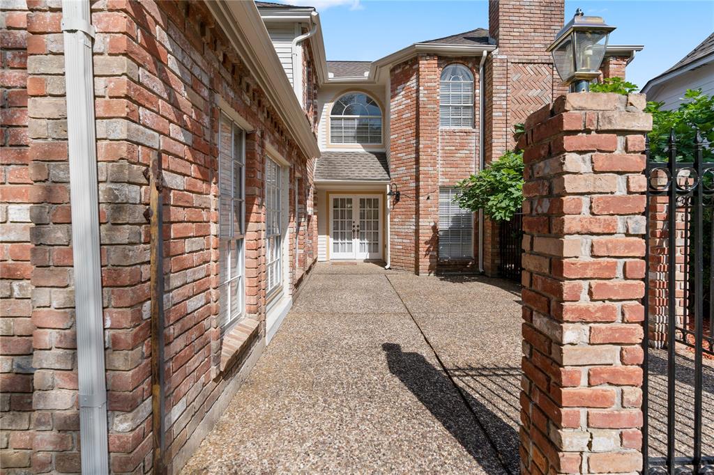 926 Montview Drive
