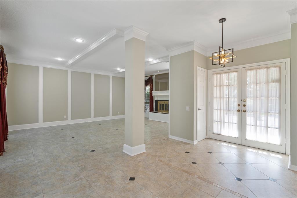 926 Montview Drive