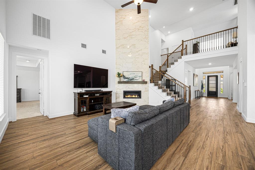 1071 Lakemont Bend Lane, Pinehurst, Texas image 20