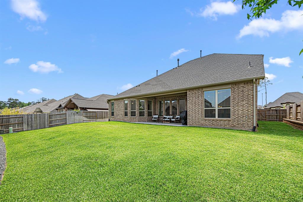 1071 Lakemont Bend Lane, Pinehurst, Texas image 47