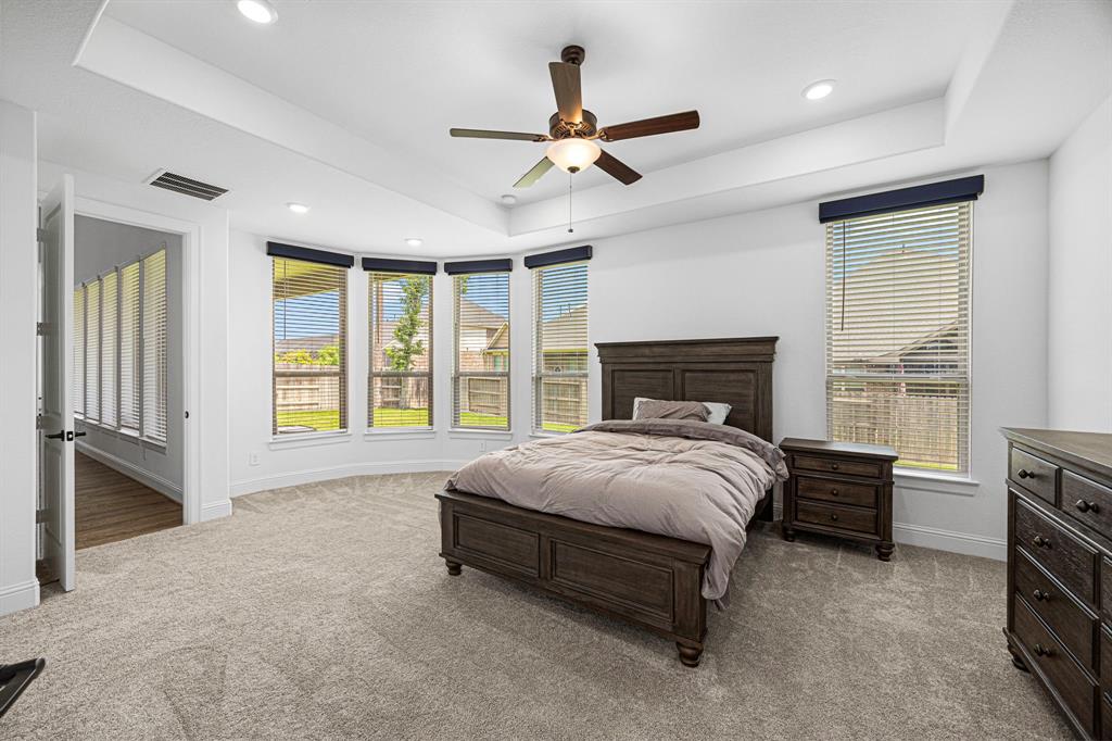 1071 Lakemont Bend Lane, Pinehurst, Texas image 30