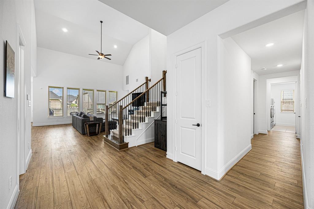 1071 Lakemont Bend Lane, Pinehurst, Texas image 14