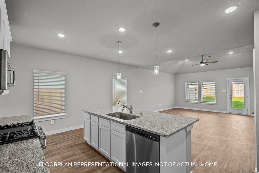 22411 Curly Maple Drive, New Caney, Texas image 9