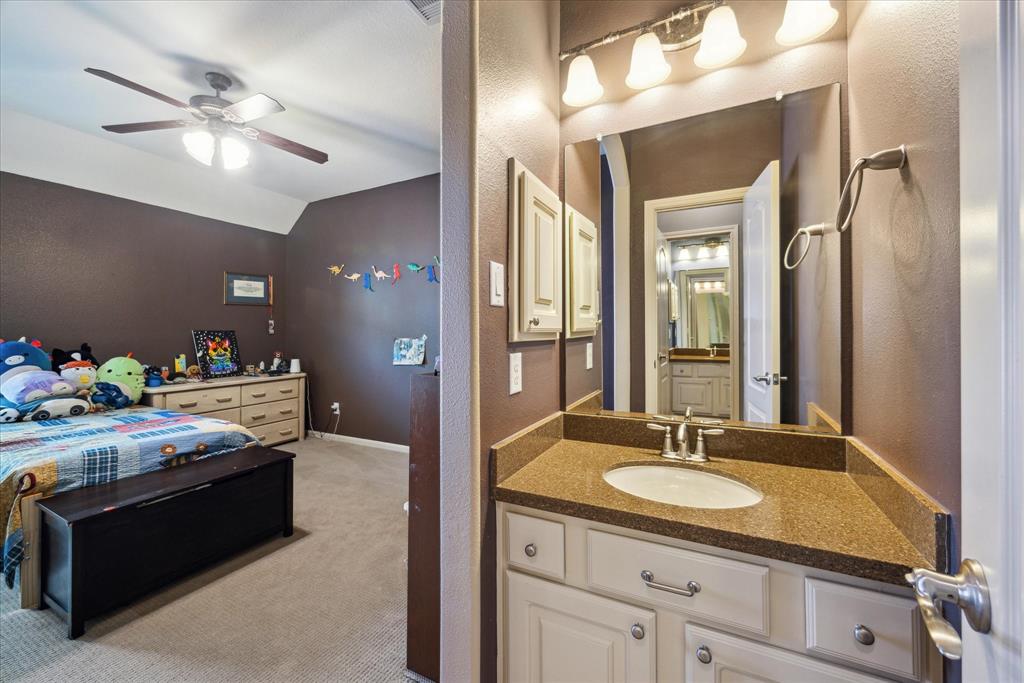17802 Paint Bluff Lane, Cypress, Texas image 19