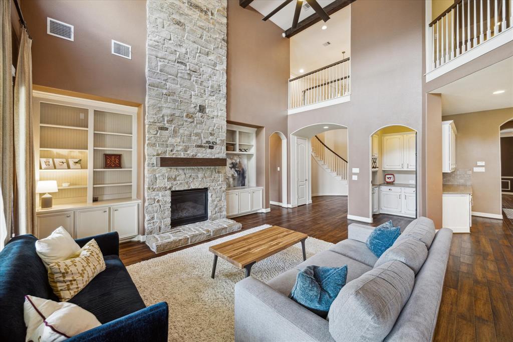 17802 Paint Bluff Lane, Cypress, Texas image 3