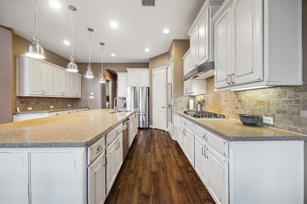 17802 Paint Bluff Lane, Cypress, Texas image 5