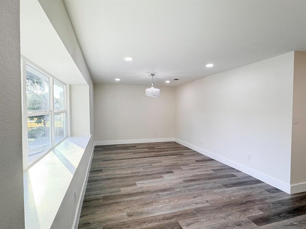 5814 W Bellfort Avenue, Houston, Texas image 7