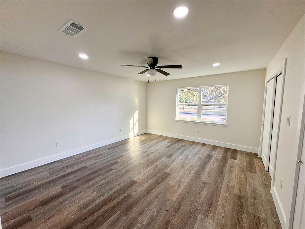 5814 W Bellfort Avenue, Houston, Texas image 14