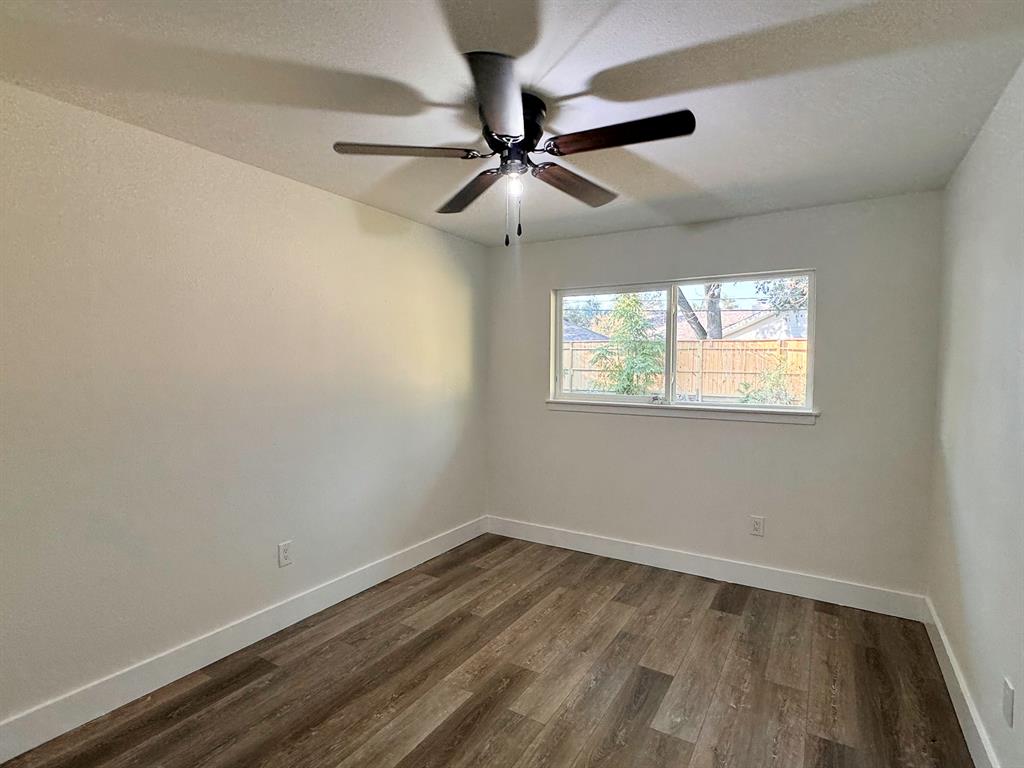 5814 W Bellfort Avenue, Houston, Texas image 17