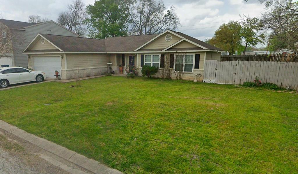 702 Roosevelt Street, Navasota, Texas image 2