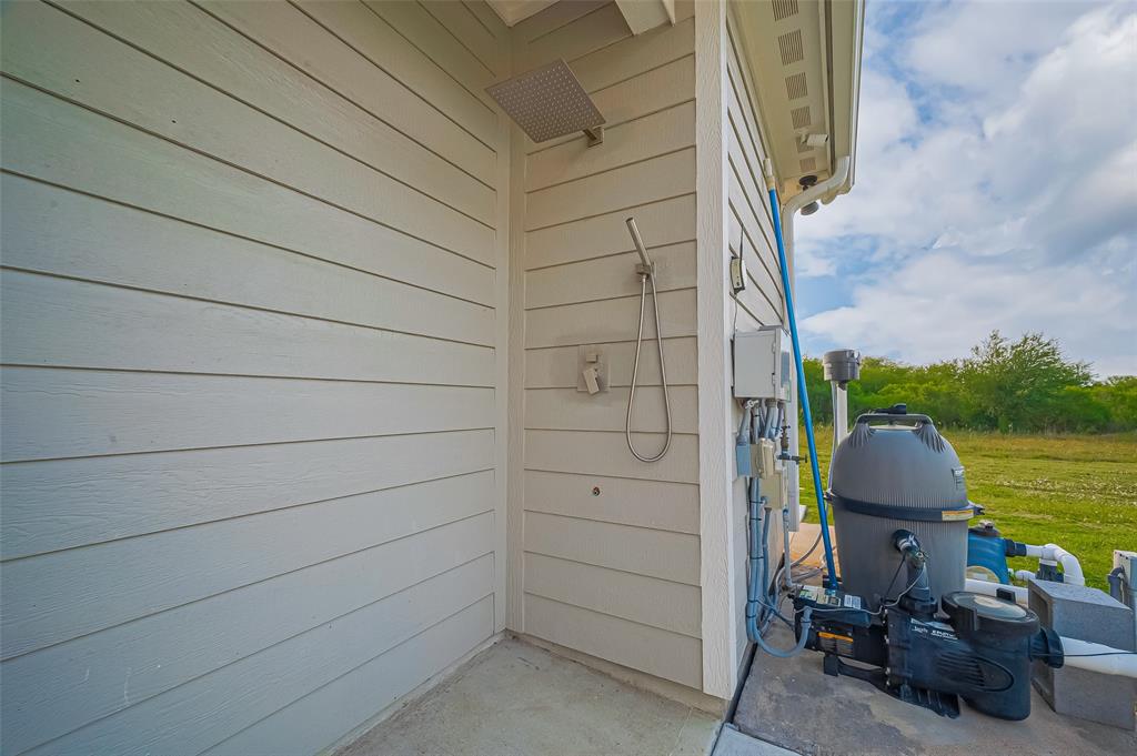 16702 Dipple Road, Guy, Texas image 36
