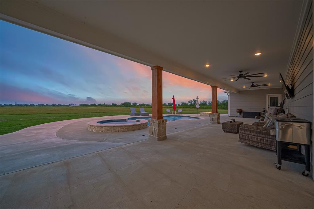 16702 Dipple Road, Guy, Texas image 44