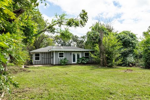 A home in Lake Jackson