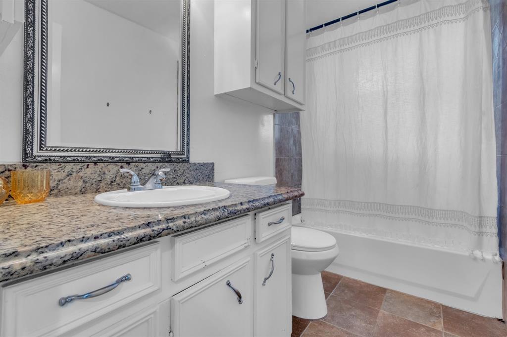 1221 Elm Street, Deer Park, Texas image 9