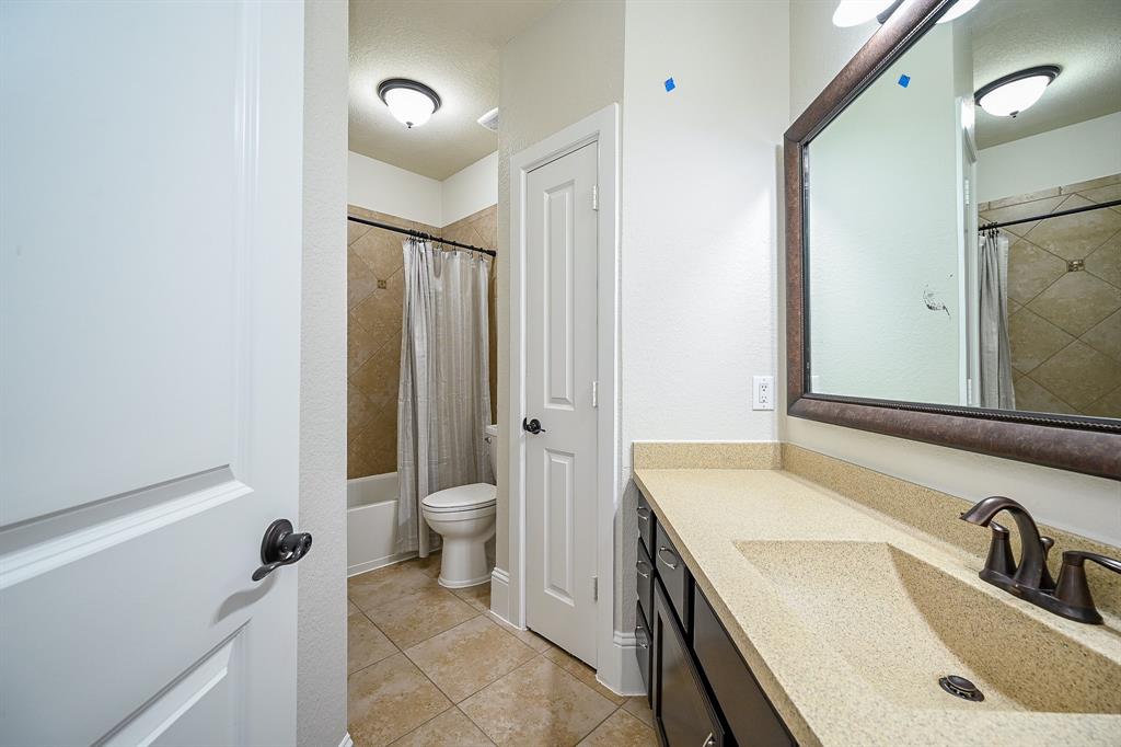 707 Weldon Park Drive, Sugar Land, Texas image 39