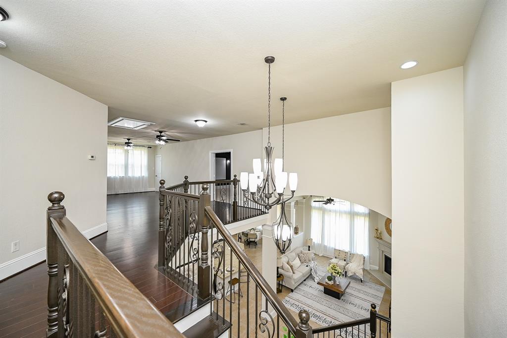 707 Weldon Park Drive, Sugar Land, Texas image 33
