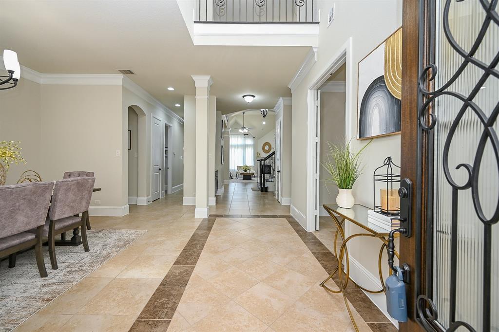 707 Weldon Park Drive, Sugar Land, Texas image 7